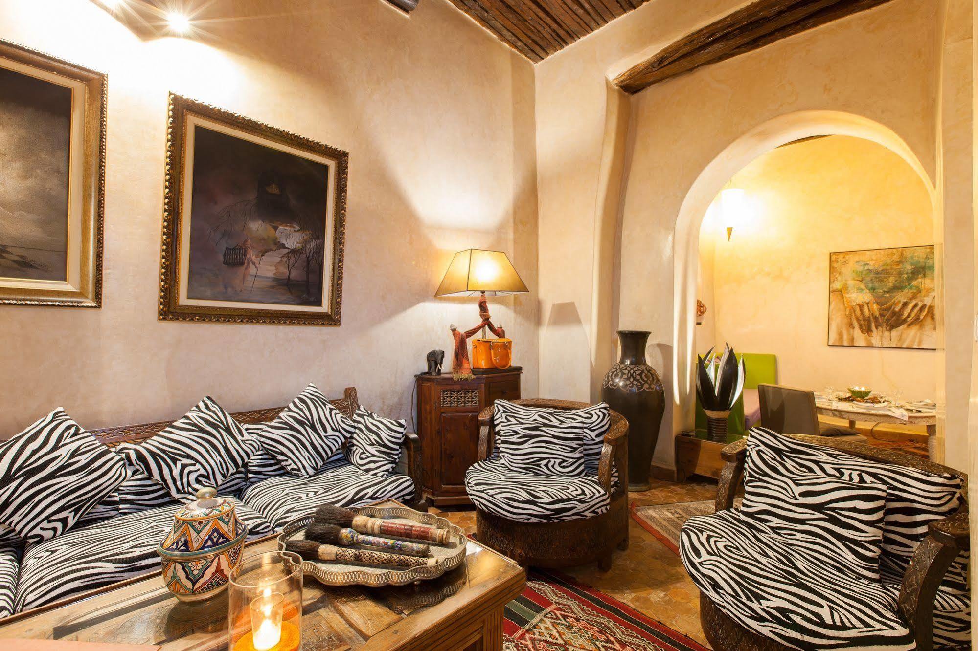 Riad Emotion Essaouira Bagian luar foto